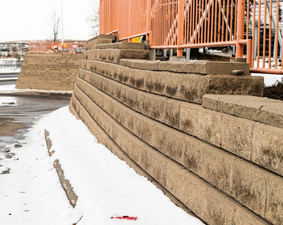 Signs of Water Damage in Retaining Walls