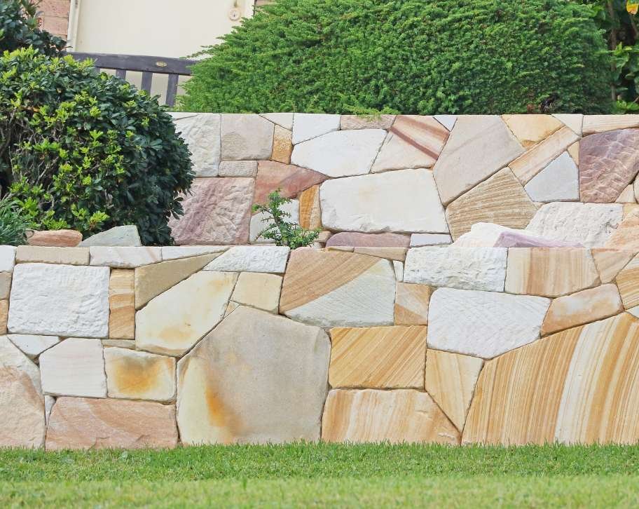 Signs You Need to Rebuild Retaining Wall
