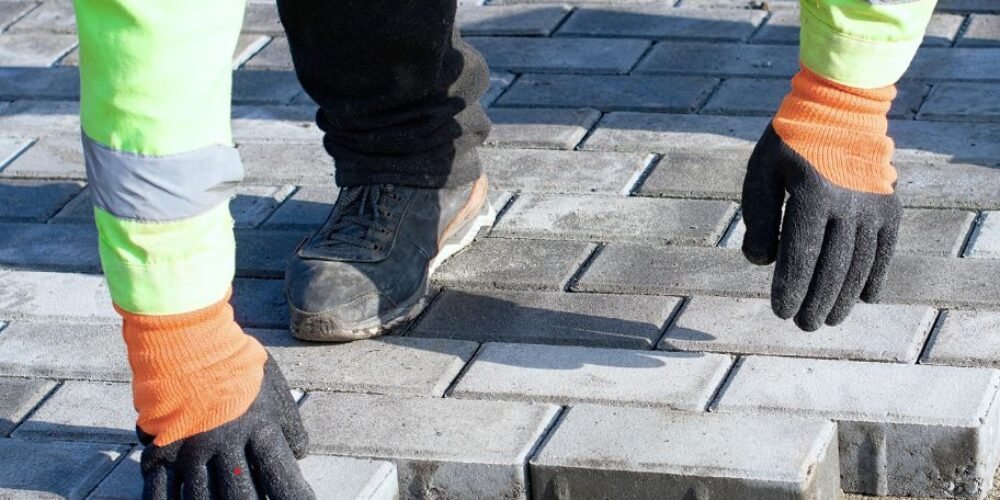 Factors That Affect the Thickness of Driveway Pavers