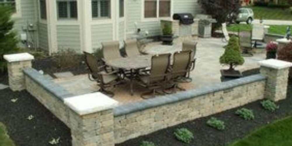Best Retaining Wall Height for a Concrete Patio