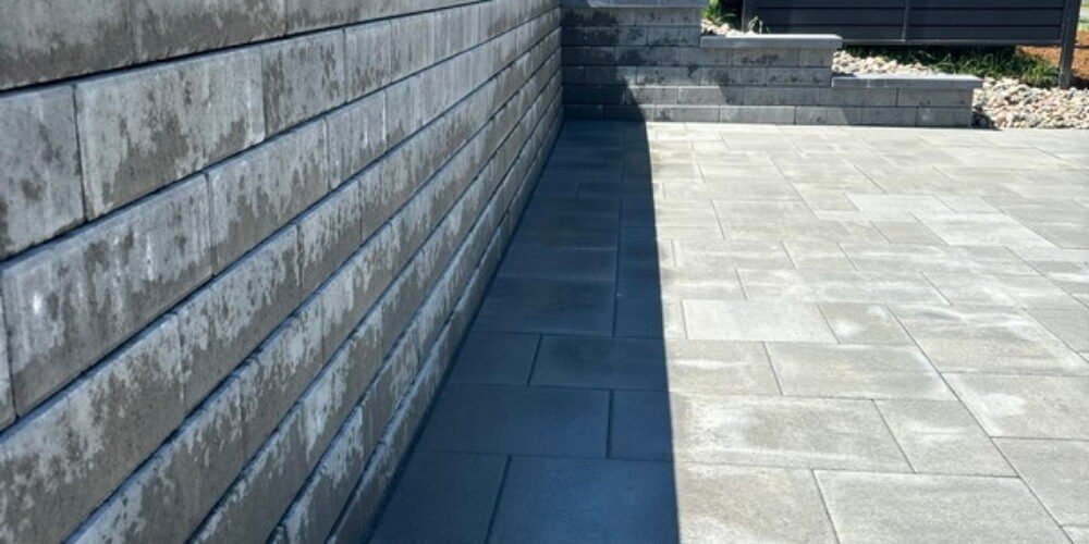 Fredericton retaining wall construction